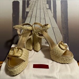 VALENTINO Rattan Platform Heels Size 10 (NEW)